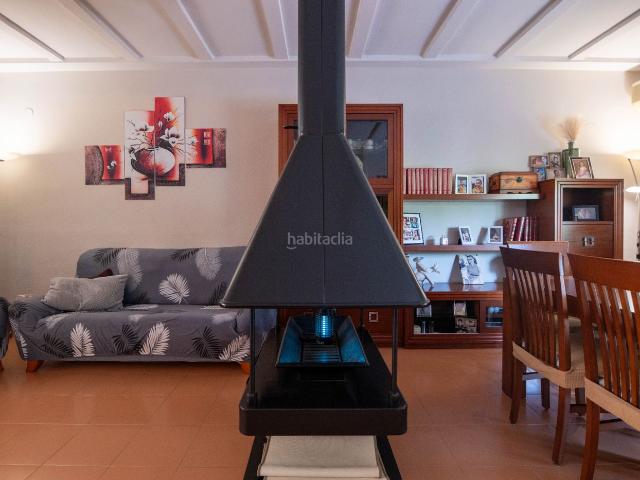 Chalet en venta en San Antonio de Benagéber. NUDA PROPIEDAD en venta en Calle Guatla. Chalets San Antonio de.