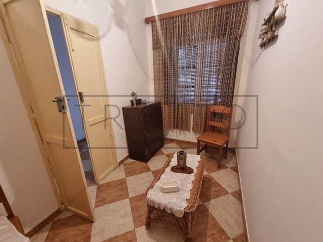 Chalet en venta en San Bartolomé de la Torre, Huelva