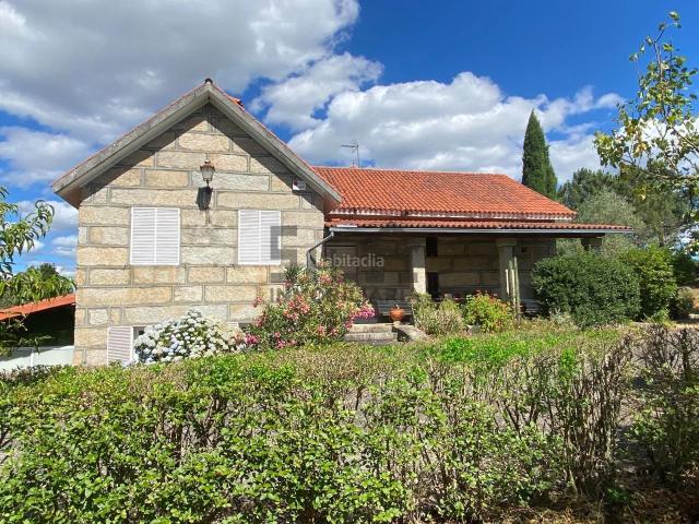 Chalet en venta en San Cibrao das Viñas. Chalets San Cibrao das.