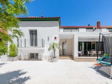 Chalet en venta en San Fernando, Hornos Púnicos. Exclusivo chalet en urbanización privada Ubicado dentro de una urbanización privada con acceso restringido y en la zona más exclu. Chalets San.