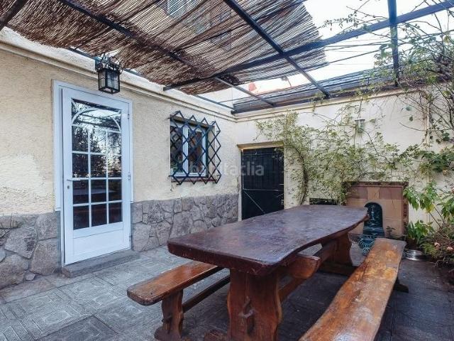Chalet en venta en San Lorenzo de El Escorial, Abantos Carmelitas. Chalet independiente con encanto en Abantos, San Lorenzo de El Escorial. Chalets San Lorenzo de El.