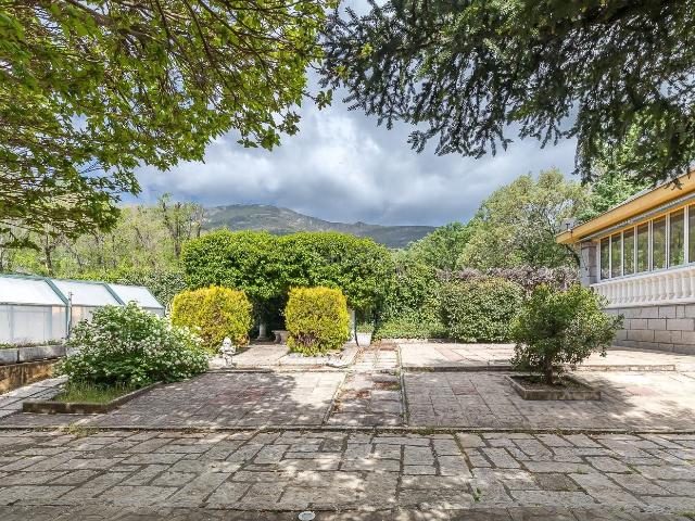 Chalet en venta en San Lorenzo de El Escorial, Zaburdón Monte Escorial. Chalets San Lorenzo de El.