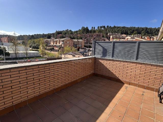 Chalet en venta en Sant Andreu de la Barca. Junto a la estación de Ferrocarriles Catalanes. Chalets Sant Andreu de la.