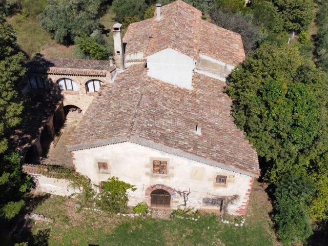 Chalet en venta en Sant Andreu de la Barca. Masía histórica en Sant Andreu de la Barca Baix Llobregat para vivienda o inversores. Chalets Sant Andreu de la.