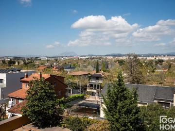Chalet en venta en Sant Cugat del Vallès, Mira sol. Chalet con vistas a la Mola y Montserrat. Chalets Sant Cugat del.