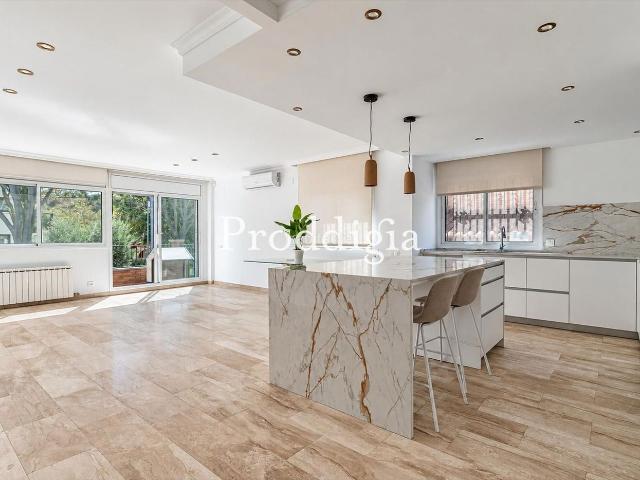 Chalet en venta en Sant Cugat del Vallès, Mira sol. Fantástica casa unifamiliar en Mirasol. Chalets Sant Cugat del.