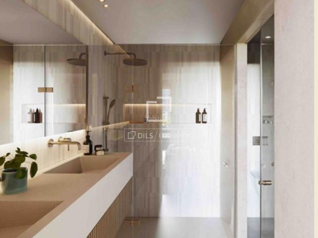 Chalet en venta en Sant Cugat del Vallès, Centre Estació. Casa de obra nueva de 255 m, con 5 dormitorios, 3 baños y aparcamiento privado en venta en Sant Cugat del Vallès, Barcelona. Chalets Sant.
