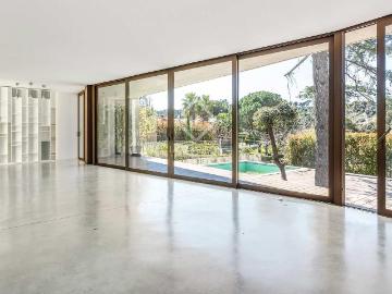 Chalet en venta en Sant Cugat del Vallès, Golf Can Trabal. Excelente propiedad con 6 dormitorios en venta en El GolfCan Trabal Sant Cugat. Chalets Sant Cugat del.