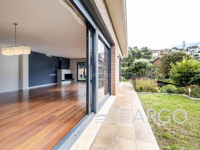 Chalet en venta en Sant Cugat del Vallès, Golf Can Trabal. EXCLUSIVA CASA EN VALLDOREIX SANT CUGAT DEL VALLÉS. Chalets Sant Cugat del.