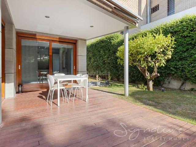 Casa en venta en Sant Cugat del Vallès, Golf Can Trabal. Lujosa unifamiliar con piscina y jardín privado en El Golf Can Trabal Sant Cugat. Casas Sant Cugat del.
