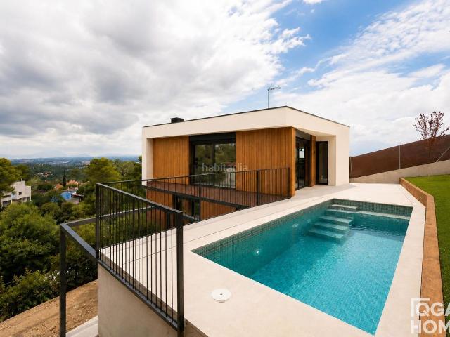 Chalet en venta en Sant Cugat del Vallès, La Floresta. Obra nueva de alta Eficiencia Energética en la Floresta. Chalets Sant Cugat del.