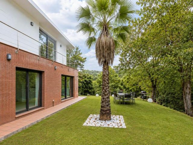 Chalet en venta en Sant Cugat del Vallès, Les Planes. Agencia Inmobiliaria en Barcelona. Casa en Sant Cugat, Les Planes. Chalets Sant Cugat del.