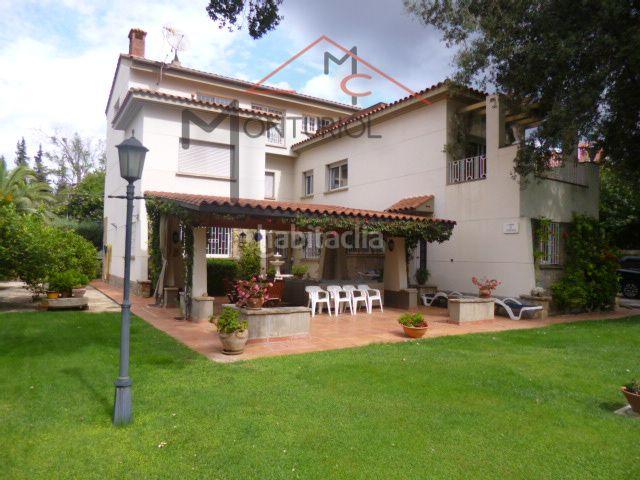 Chalet en venta en Sant Just Desvern, Centre. Chalet independiente, en el Centro. Chalets Sant Just.