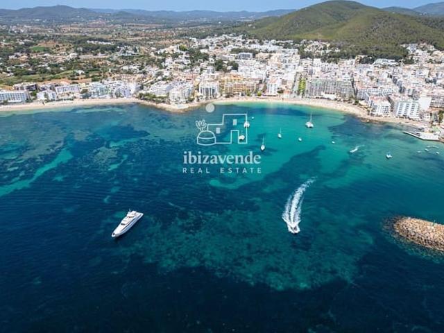 Chalet en venta en Sant Llorenç de Balafia, Ibiza