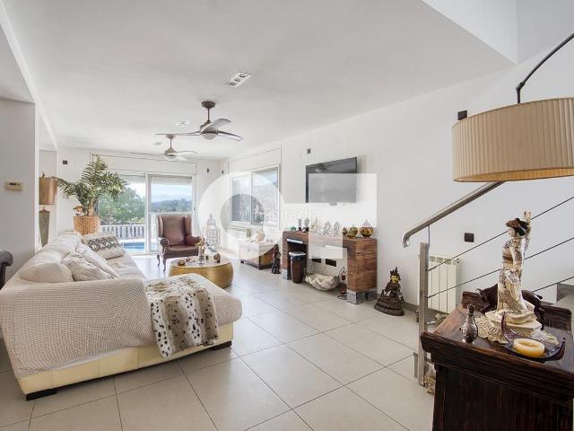 Chalet en venta en Sant Pere de Ribes, Mas Alba. CASA EN EXCLUSIVA DE ONEPRO PARCELA DE 1.000 M2 PISCINA JARDÍN GARAJE CUBIERTO PRIVACIDAD ENTORNO NATURAL REFORMADA 2010 L. Chalets Sant Pere.