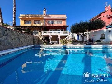 Chalet en venta en Sant Pere de Ribes, Barcelona Costa Garraf