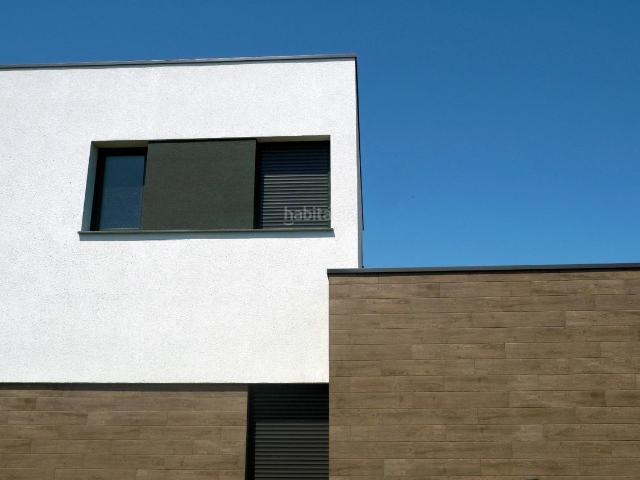 Chalet en venta en Sant Pere Pescador Costa Brava. CHALET DE NUEVA CONSTRUCCIÓN CON JARDIN Y PISCINA. Chalets Sant Pere.