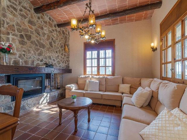 Chalet en venta en Sant Pere Pescador, de 164 m² 7 habitaciones por 519.000