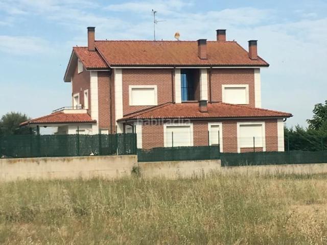 Chalet en venta en Santo Domingo de la Calzada. Chalets Santo Domingo de la.