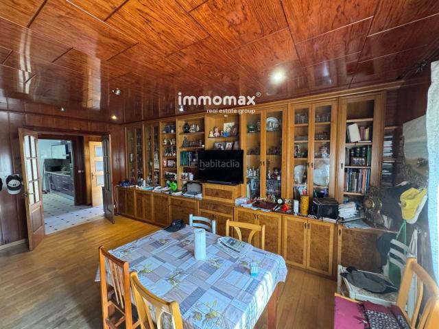 Chalet en venta en Santa Eulàlia de Ronçana. SANTA EULÀLIA DE RONÇANA Chalet independiente con jardín, piscina y gran potencial. Chalets Santa Eulàlia de.