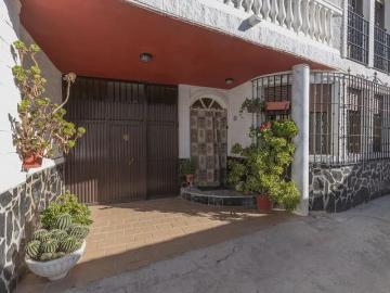 Chalet en venta en Santa Fe, Granada