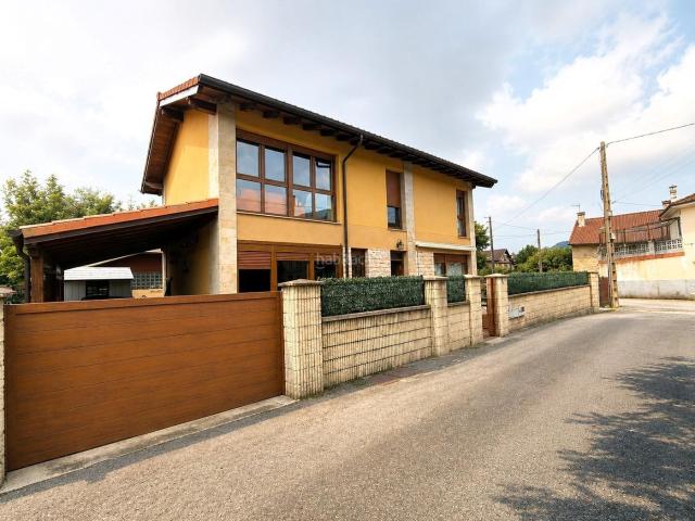 Chalet en venta en Santa María de Cayón. Chalet Independiente en La Abadilla Un Refugio de Lujo. Chalets Santa María de.