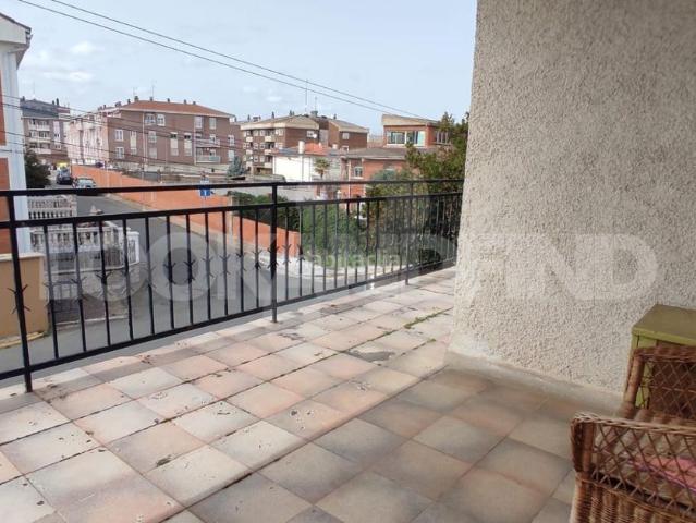 Chalet en venta en Santa Marta de Tormes. Venta Chalet Individual Urb Versalles. Chalets Santa Marta de.