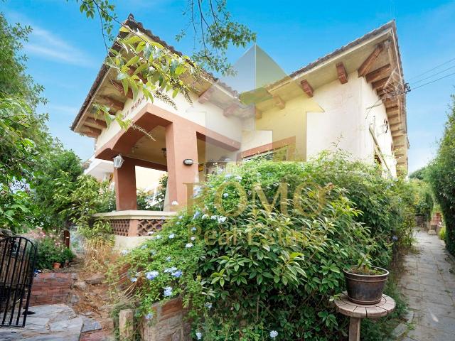 Chalet en venta en Santa Perpètua de Mogoda. Un lugar para proyectar. Chalets Santa Perpètua de.