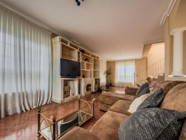 Chalet en venta en Santander, Alisal San Román. EXCLUSIVO CHALET INDEPENDIENTE CON PISCINA Y 3.500 m2 DE PARCELA EN SAN ROMÁN. Chalets.