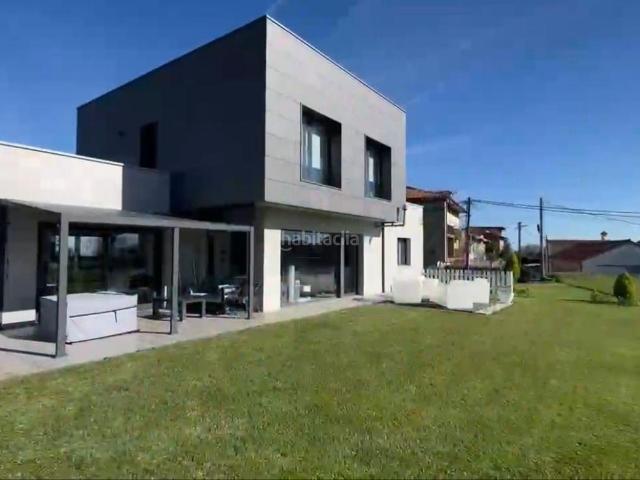 Chalet en venta en Santander, Alisal San Román. MAGNIFICO CHALET. Chalets.