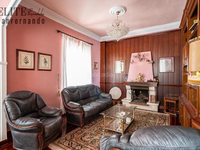 Chalet en venta en Santander, General Dávila. Una joya señorial escondida en el centro de Santander. Chalets.