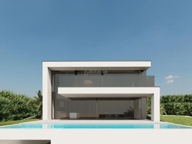 Chalet en venta en Sanxenxo, Sanxenxo Pueblo. CHALET DE LUJO CON PISCINA EN SANXENXO, CON MATERIALES DE GAMA ALTA Y FACHADA VENTILADA CERÁMICA. Chalets.