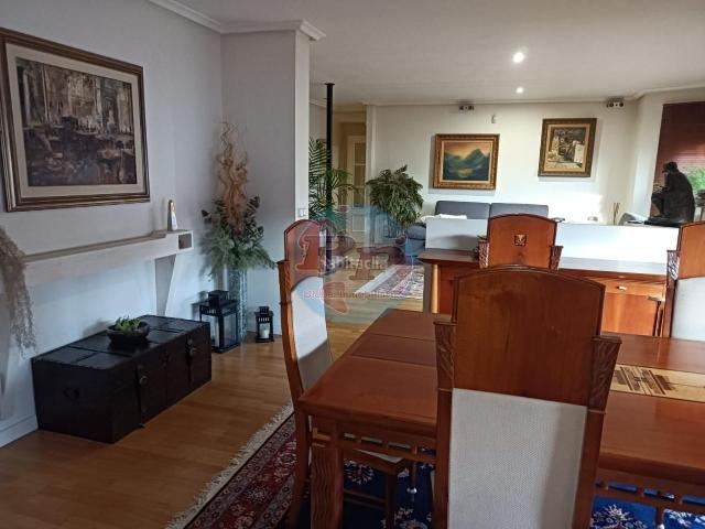 Chalet en venta en Sariegos. Chalets.