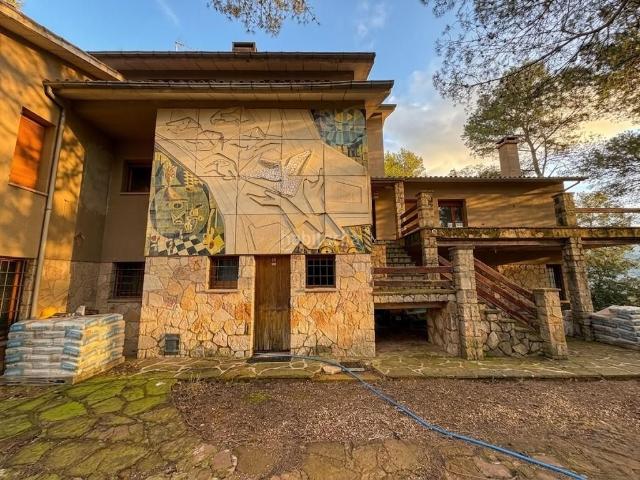 Chalet en venta en Seva. Chalets.