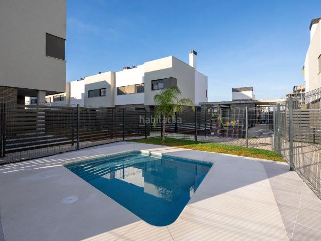 Chalet en venta en Sevilla, Palmas Altas. Villas del Tíber. Chalets.