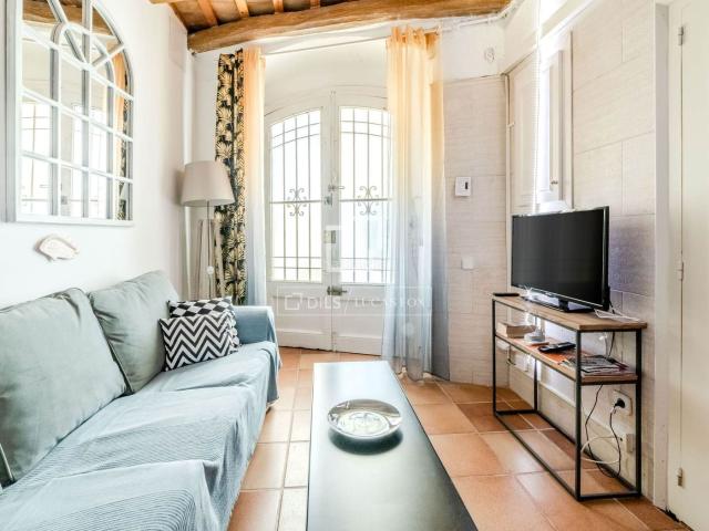 Chalet en venta en Sitges, Centre Costa Dorada. Casa villa de 4 dormitorios con 17m terraza en venta en Sitges Town, Barcelona. Chalets.