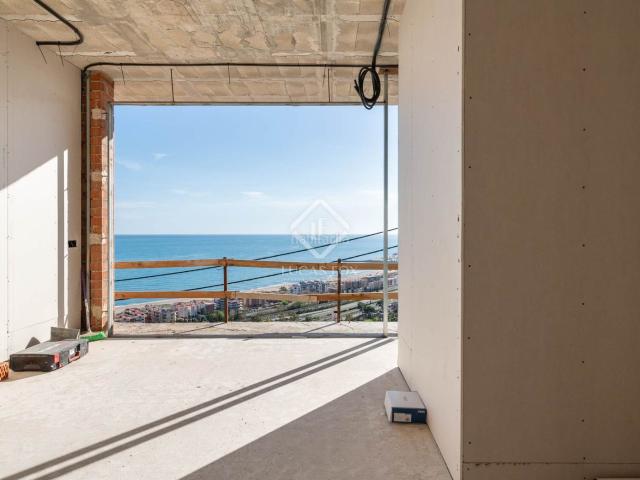 Chalet en venta en Sitges, Les Botigues de Sitges Costa Dorada. Preciosa villa de diseño de obra nueva con vistas al mar en venta en Botigues de Sitges. Chalets.