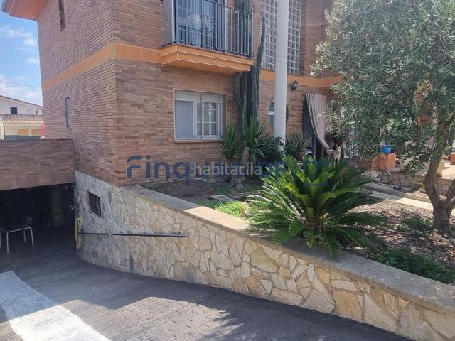Chalet en venta en Sils. Chalets.