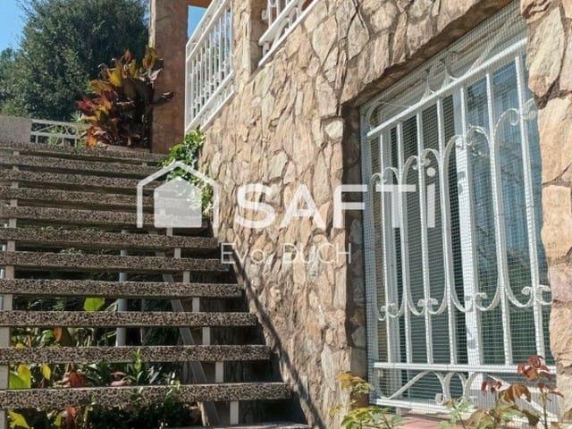 Chalet en venta en Sils, Girona