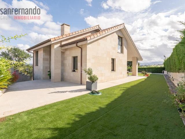 Chalet en venta en Suances. Una propiedad concebida para disfrutarla en Suances. Chalets.