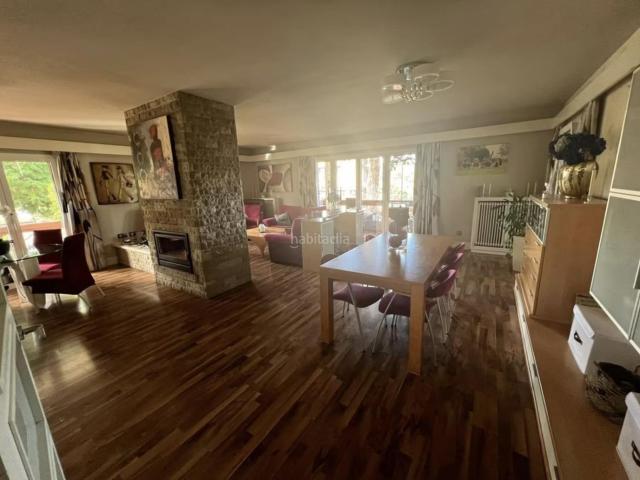 Chalet en venta en Pobla de Claramunt La. Excelente casa en venta, con un gran jardín con piscina y una preciosas vistas!. Chalets Pobla de Claramunt.