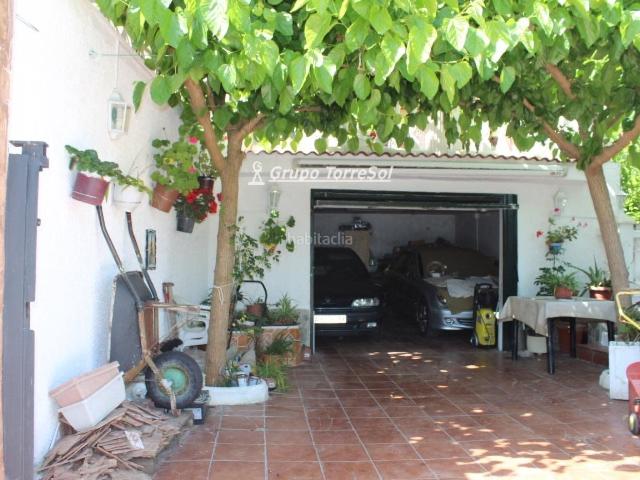 Chalet en venta en Pobla de Montornès La. PRECIOSO CHALET CON PISCINA. Chalets Pobla de Montornès.