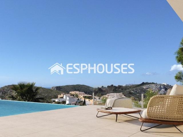 Chalet en venta en Poble Nou de Benitatxell el, Cumbre del Sol. Villa de obra nueva con piscina en Benitachell. Chalets Poble Nou de Benitatxell.