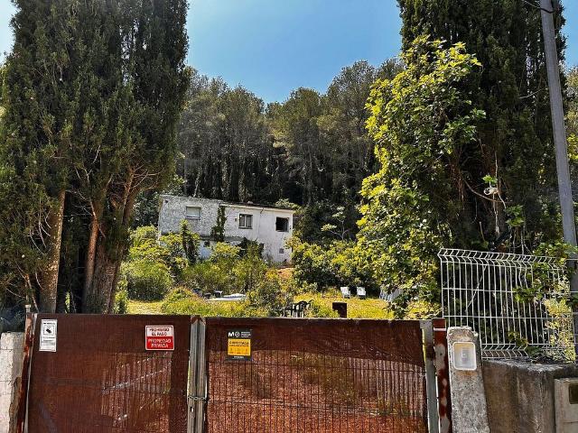 Chalet en venta en polígono Paraje Brunoestapebernat, Cubelles, de 216 m² 4 habitaciones por 50.000