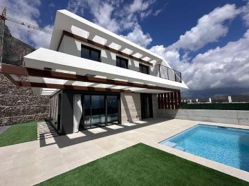 Chalet en venta en Polop, Alicante Costa Blanca