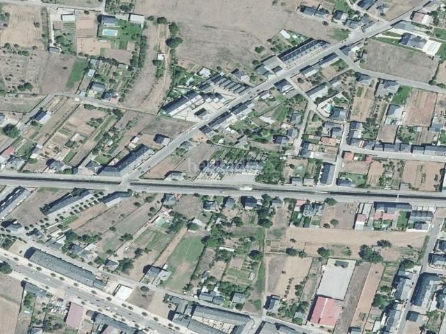 Chalet en venta en Ponferrada, Cuatro Vientos. Vivienda Unifamiliar en Ponferrada. Chalets.