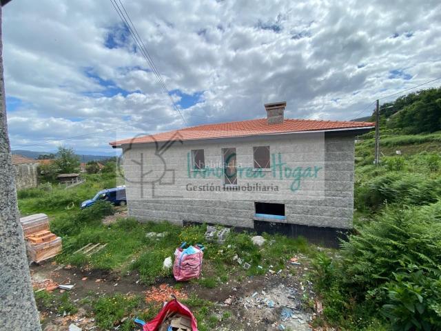 Chalet en venta en Ponteareas. Chalets.