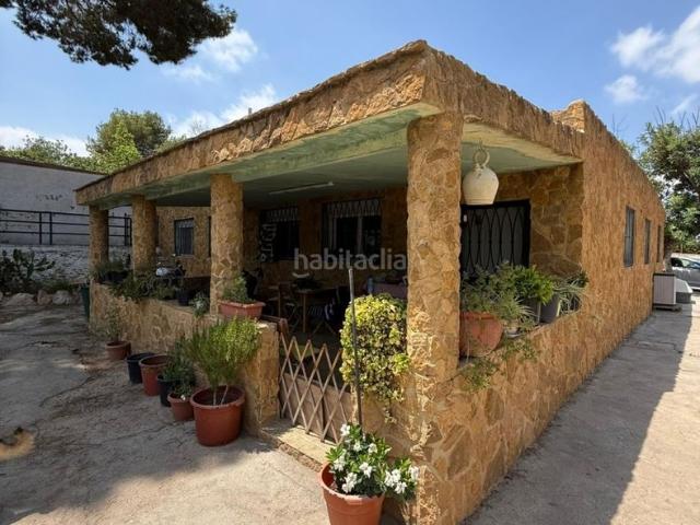 Chalet en venta en Paterna, Centro Ciudad. Chalets.