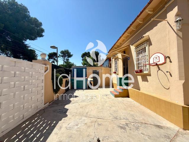 Chalet en venta en Paterna, La Cañada. DONDE EMPIEZAN LOS NUEVOS PROYECTOS. Chalets.