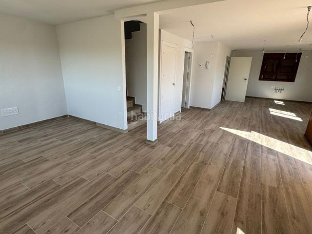 Chalet en venta en Palazuelos de Eresma. Chalet de nueva construcción con parcela en venta en Carrascalejo. Chalets Palazuelos de.